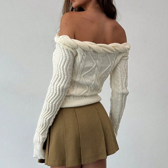 Beige Casual Women's Unique Sexy Twist Knot Off-Shoulder Design Sweater - Picture 4 of 7